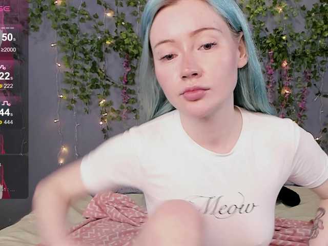 LillieBerry live cam on BongaCams