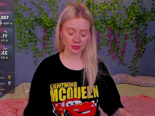 LillieBerry live cam on BongaCams