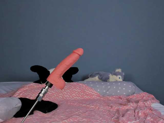 LillieBerry live cam on BongaCams