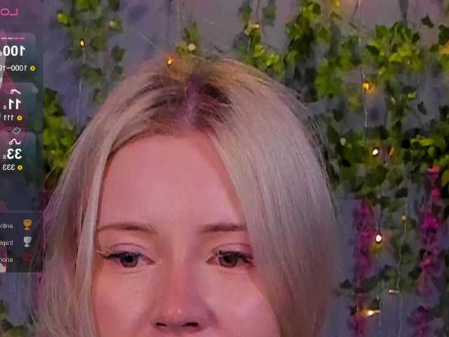 LillieBerry live cam on BongaCams