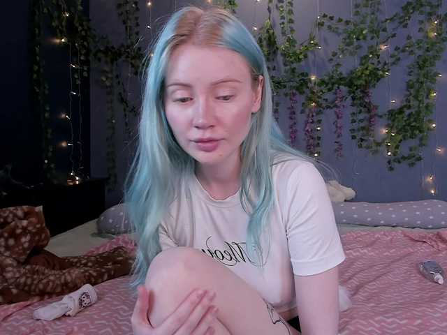 LillieBerry live cam on BongaCams