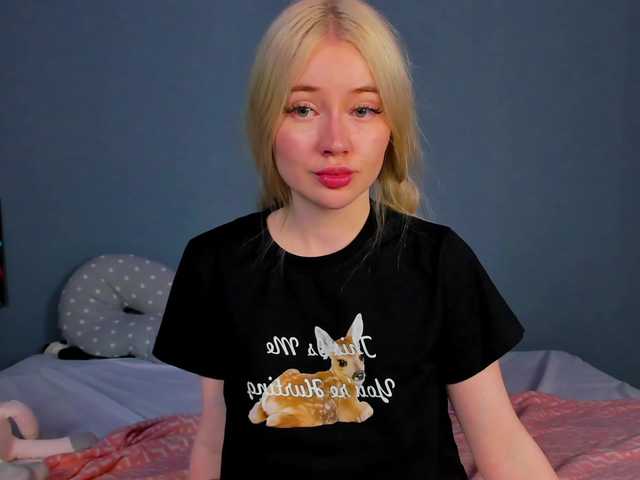 LillieBerry live cam on BongaCams