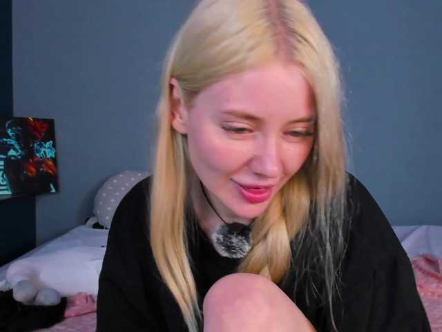 LillieBerry live cam on BongaCams