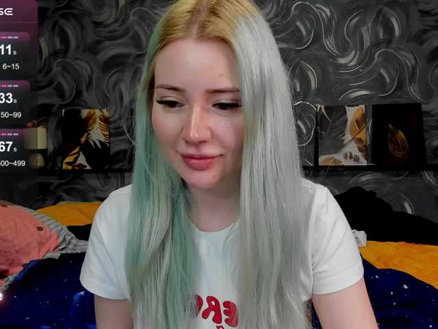 LillieBerry live cam on BongaCams