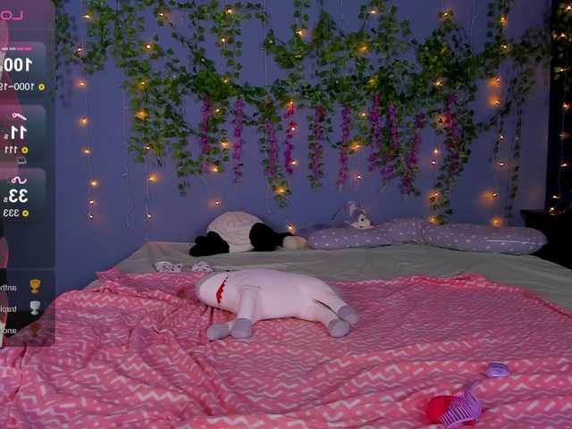 LillieBerry live cam on BongaCams
