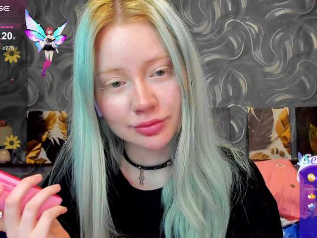 LillieBerry live cam preview