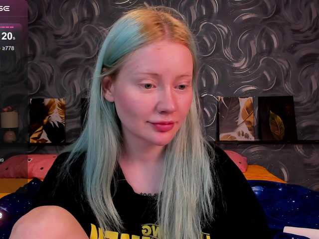 LillieBerry live cam on BongaCams