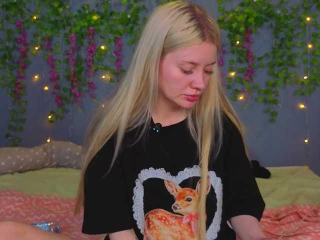 LillieBerry live cam on BongaCams