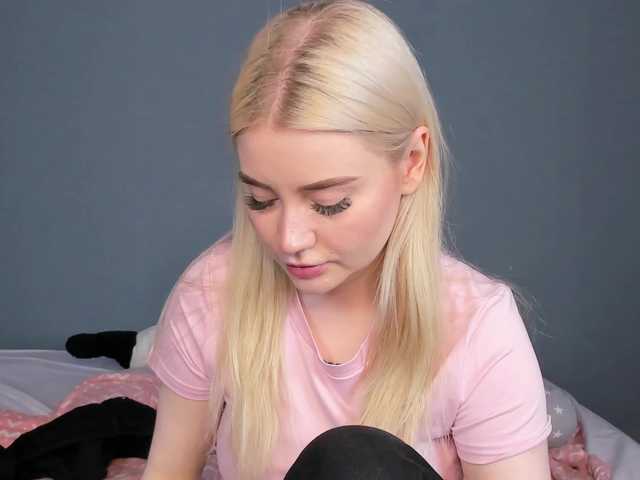 LillieBerry live cam on BongaCams