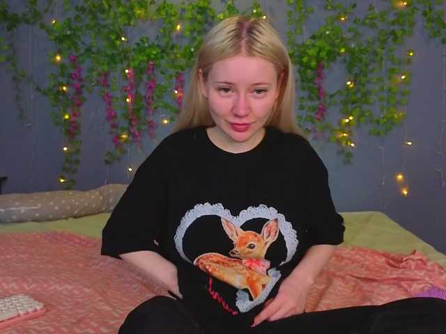 LillieBerry live cam on BongaCams
