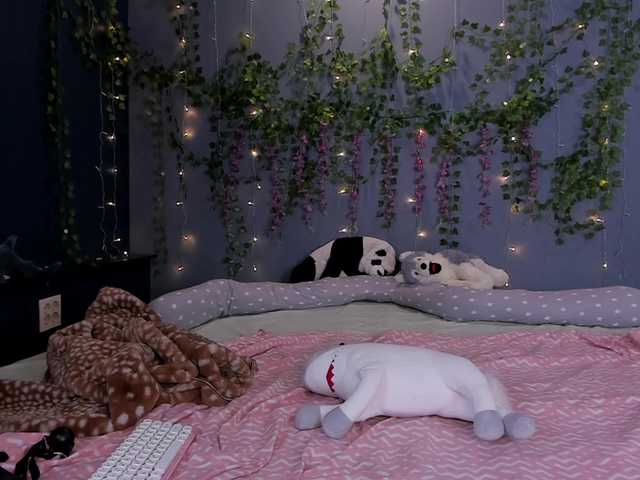 LillieBerry live cam on BongaCams