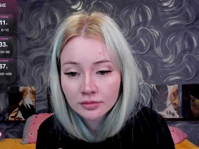 LillieBerry live cam on BongaCams