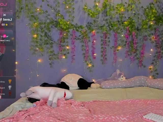 LillieBerry live cam on BongaCams