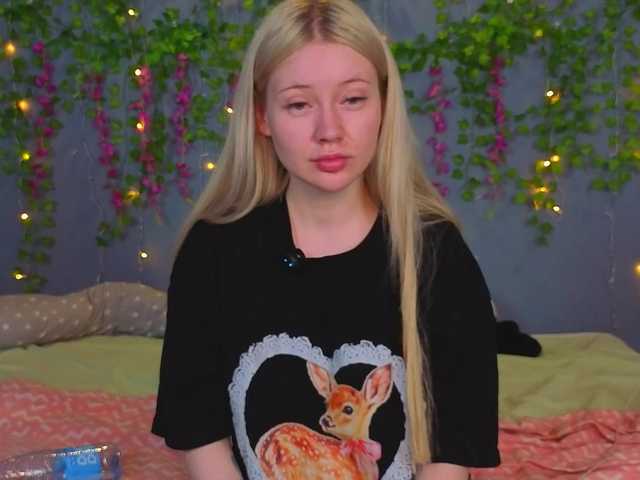 LillieBerry live cam on BongaCams