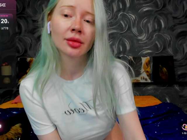 LillieBerry live cam on BongaCams