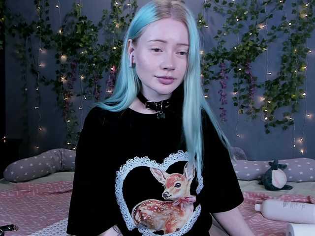 LillieBerry live cam on BongaCams