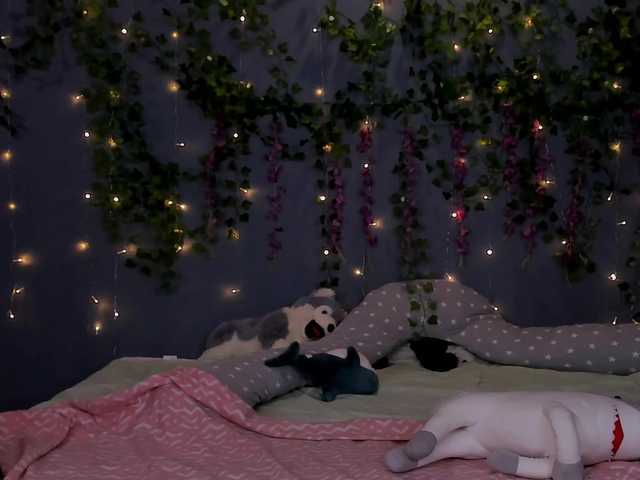 LillieBerry live cam on BongaCams