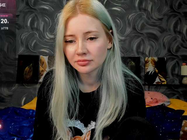 LillieBerry live cam on BongaCams