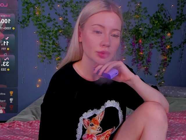LillieBerry live cam on BongaCams