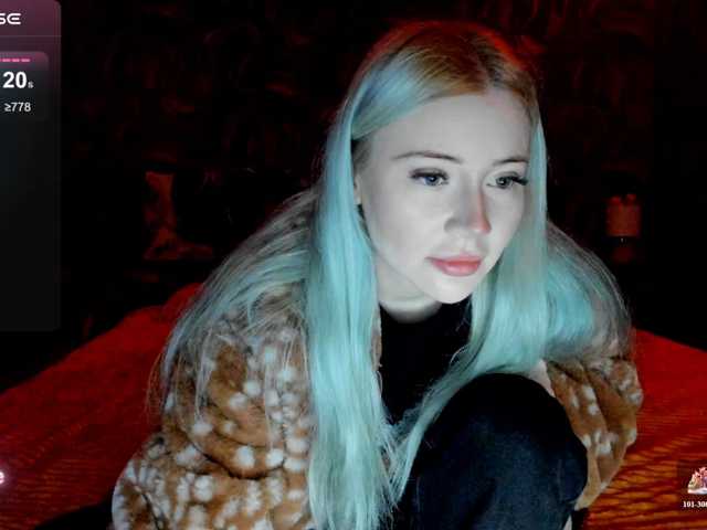 LillieBerry live cam on BongaCams