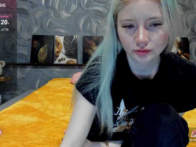 LillieBerry live cam on BongaCams