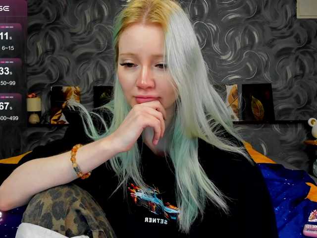 LillieBerry live cam on BongaCams