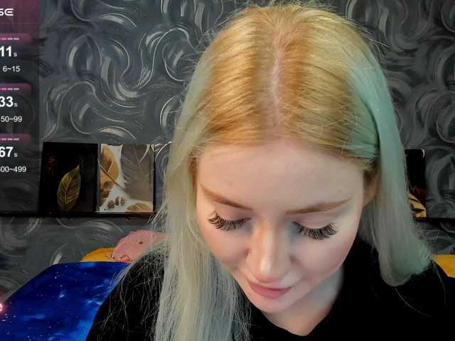 LillieBerry live cam on BongaCams