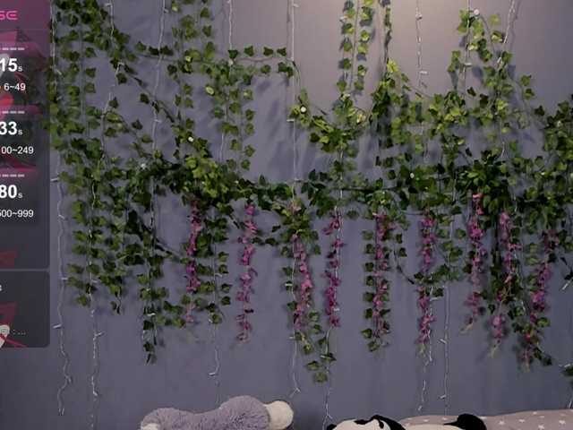 LillieBerry live cam on BongaCams