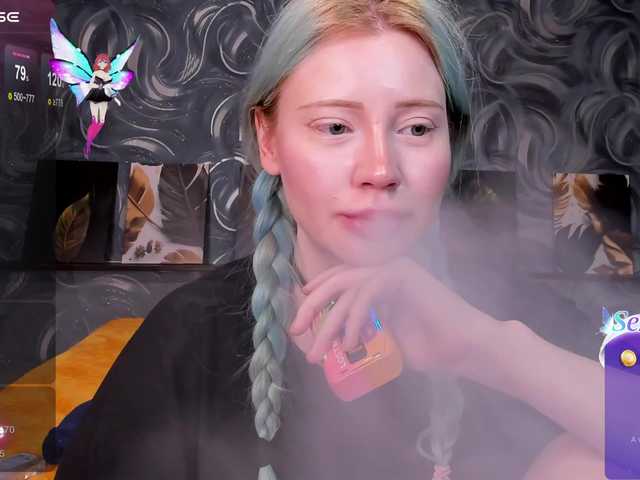 LillieBerry live cam on BongaCams