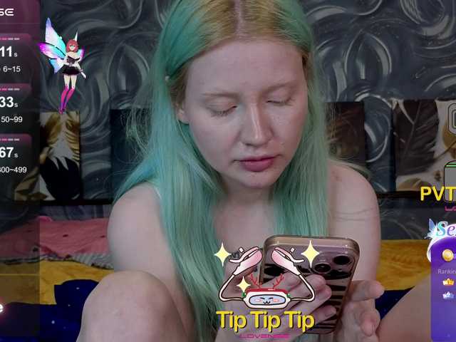LillieBerry live cam on BongaCams