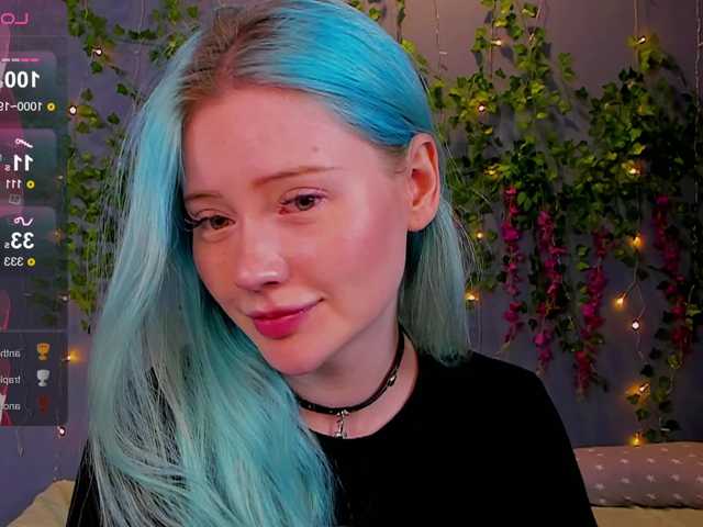 LillieBerry live cam on BongaCams
