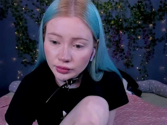 LillieBerry live cam on BongaCams