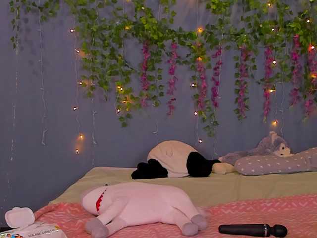 LillieBerry live cam on BongaCams