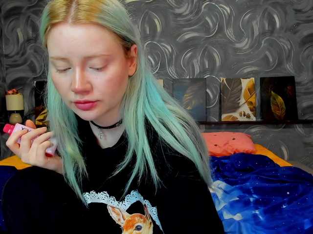 LillieBerry live cam on BongaCams
