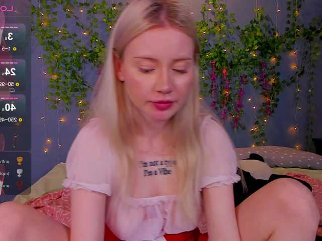 LillieBerry live cam on BongaCams