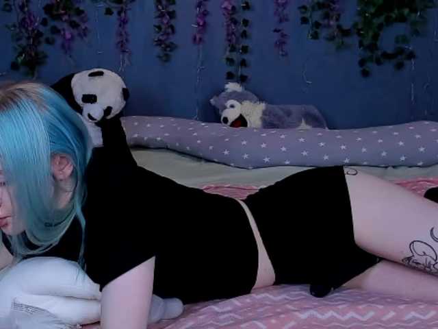 LillieBerry live cam on BongaCams