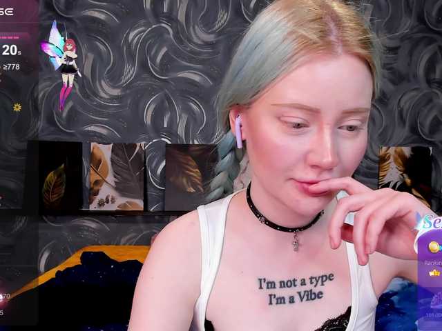 LillieBerry live cam on BongaCams