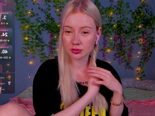 LillieBerry live cam on BongaCams