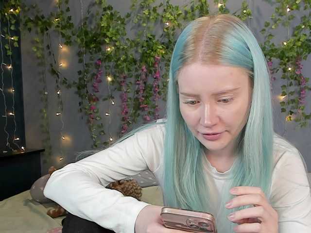 LillieBerry live cam on BongaCams