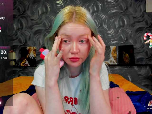 LillieBerry live cam on BongaCams
