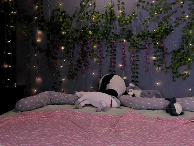 LillieBerry live cam on BongaCams