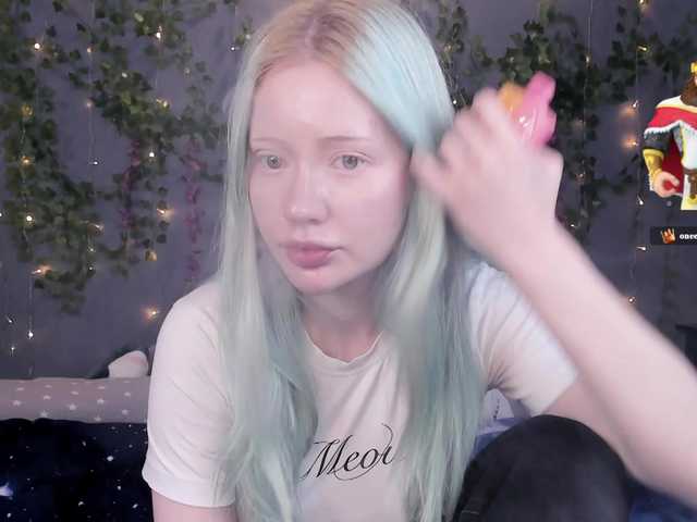 LillieBerry live cam on BongaCams