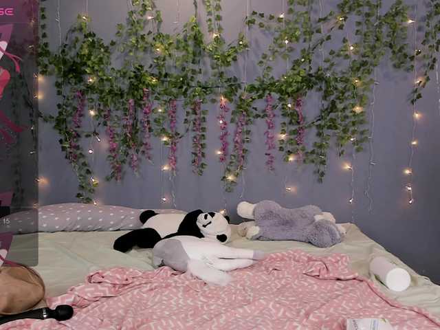 LillieBerry live cam on BongaCams