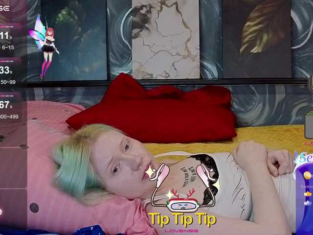 LillieBerry live cam on BongaCams