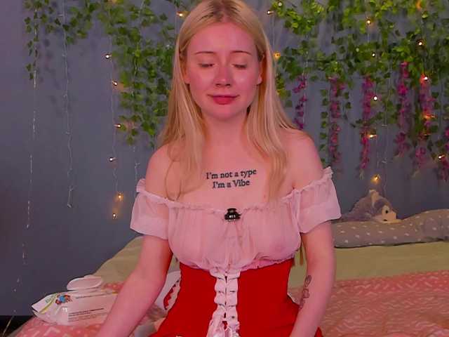 LillieBerry live webcam show