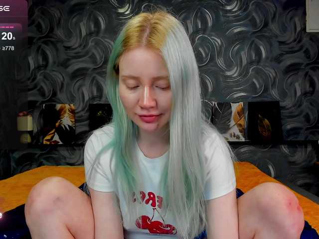 LillieBerry live cam on BongaCams