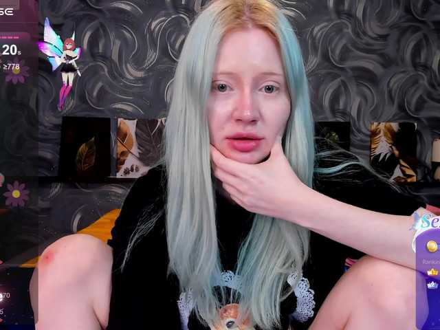 LillieBerry live cam on BongaCams