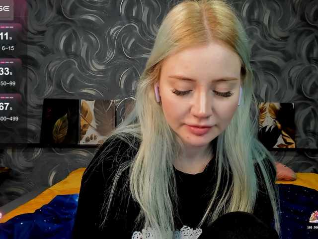 LillieBerry live cam on BongaCams
