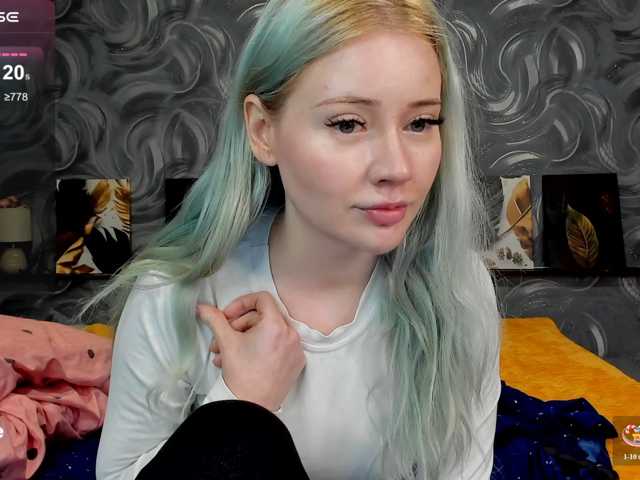 LillieBerry live cam on BongaCams