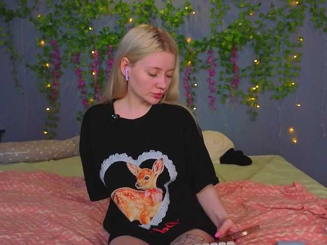 LillieBerry live webcam show